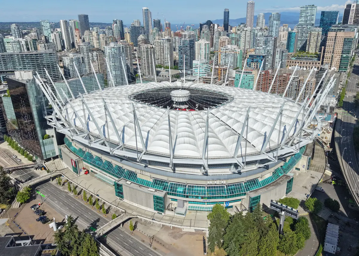 Restaurants Near BC Place Vancouver: Where to Eat Before or After a Game