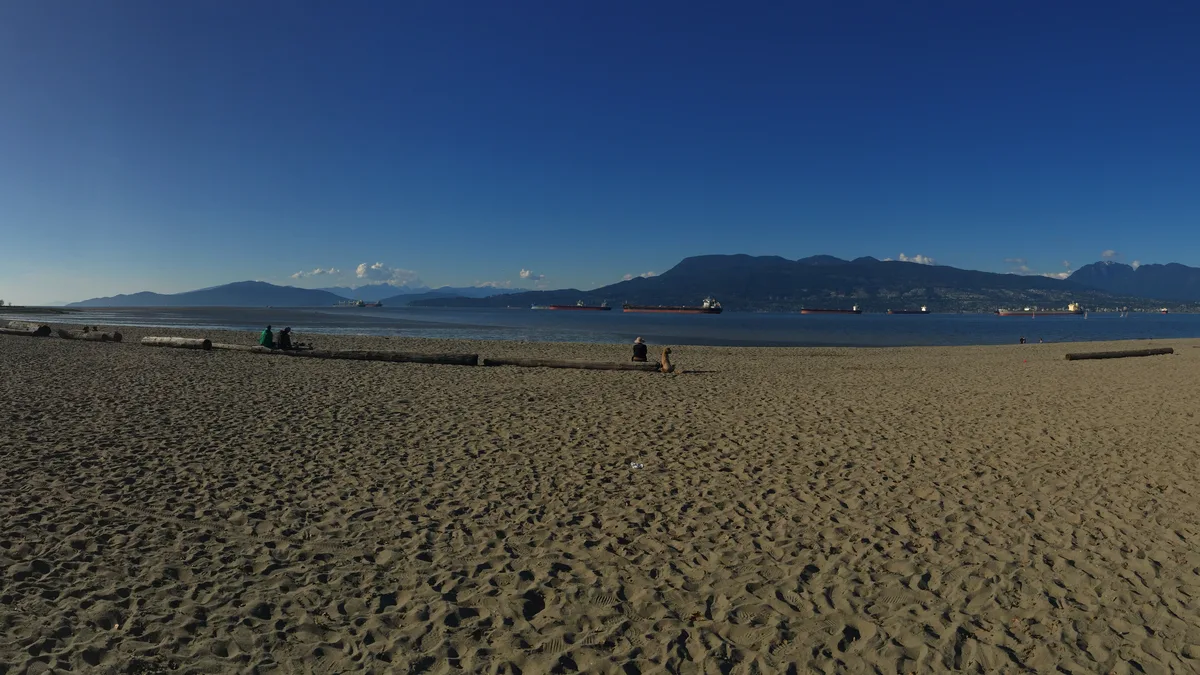 Vancouver Beach Parking in 2026: Spanish Banks, Jericho, Kitsilano, Stanley Park & Cheaper Alternatives